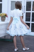 فستان بناتي