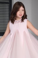 فستان بناتي