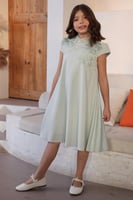 فستان بناتي بلون التيفاني يتميز بزهور بارزة مصنوعة...