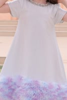 فستان بناتي مزين بحواف من التل الملون وكريستال على...