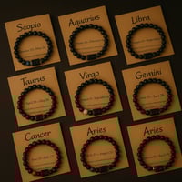 أساور رجالية بالأبراج