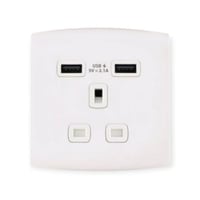 فيش 13 امبير و مخرجين USB من الفنار