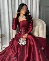 فستان البرغندي الكريستالي الوردي