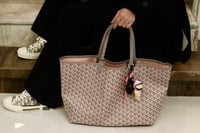 شنطة غويارد حجم ( M ) رمادي & وردي