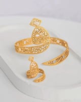 اسوارة وخاتم الحرف العربي