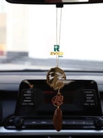 تعليقة سيارة بكسرة عود مااجمل العود اذا فاح