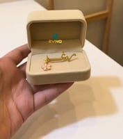 بروش بناتي مع ورده