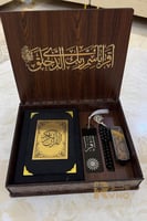 هديا بكج المصحف بالاسم حسب الطلب6 قطع مع وقيه عود...