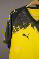 قميص دورتموند الاساسي 2025/2026