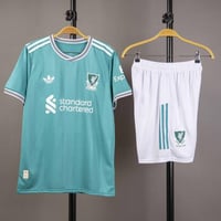 طقم ليفربول الاخضر 2025/2026