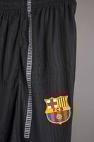 طقم برشلونة الكلاسيكي 2011/2010