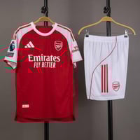 طقم ارسنال الاساسي 2026/2025