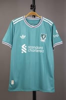 طقم ليفربول الاخضر 2025/2026