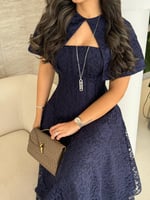 فستان العيد بتصميم أنيق