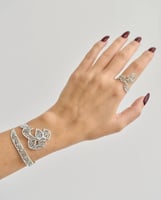 اسواره بتصميم الخط العربي