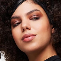 ايسنس مجموعة ظلال العيون ذا روز إيديشن 20 لوفلي ان...