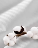 لحاف هيلتون – حشو ميكروفايبر فاخر وكيس خارجي قطن ط...