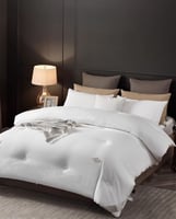 لحاف هيلتون – حشو ميكروفايبر فاخر وكيس خارجي قطن ط...