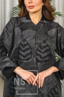 عباية تفتة مشجَّر محددة برسمة الشك اليدوي مع قصة ا...