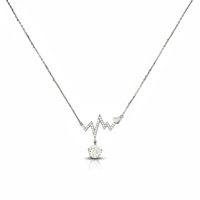 عقد نسائي من الفضة عيار ٩٢٥