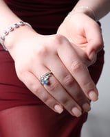 خاتم نسائي من الفضة الاسترليني عيار 925 مرصع بحجر...