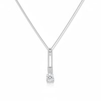 عقد من الموسانيت