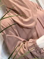 غبار الورد