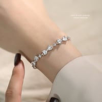 سوار الفيونكة البراقة