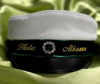 قبعه تخرج سويديه توصيل سريع