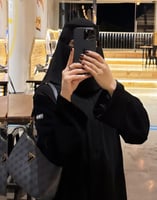 عباية أكمام مخمل