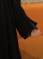 عباية مارس أسود