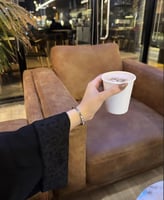 عباية كرز دانتيل