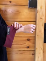 عباية كرز عنابي