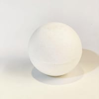 بدون الكاس والبالونات