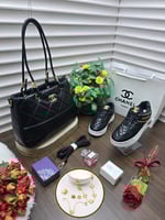 اجمل بكس شانيل شنطه وشوز سبورت