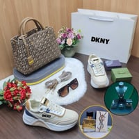 طقم ماركه DKNY شنطه وشوز سبورت بوكس نسائي
