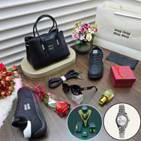 بوكس ماركة MIU MIU شنطه وشوز ميو ميو نسائي