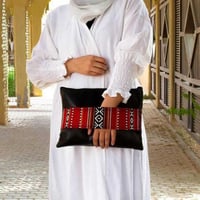 شنط يد باوتش نسائية