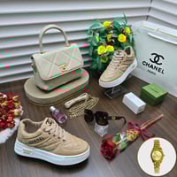 هدايا العيد طقم شنطه وشوز سبورت هدايا شانيل نسائي