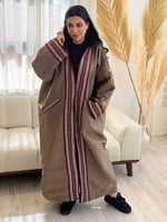 فروات للنساء شتوي لون جديد