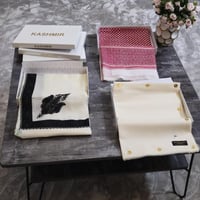 غترة كشميري بنقشة و ساده شماغ شاتوش احمر