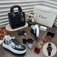 طقم نسائي شنطه وشوز سبورت ماركة ديور