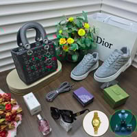 بوكس ديور نسائي شنطة وشوز وعطر ونظاره - متجر ميرا