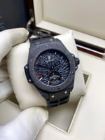 ساعه هوبلت رجالي