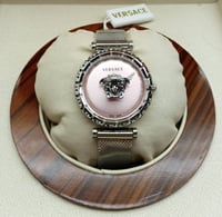 ساعة فرزاتشي نسائي