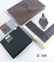 قماش شتوي ماركه ديور مع شال بنقشات متعدده