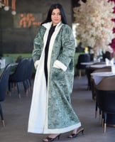 فروه نسائي أنيقة