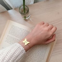 سوار الفراشه تصميم حسب الطلب