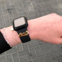 بروش ساعه بتصميم مميز