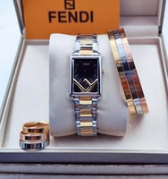 ساعات فندي نسائي